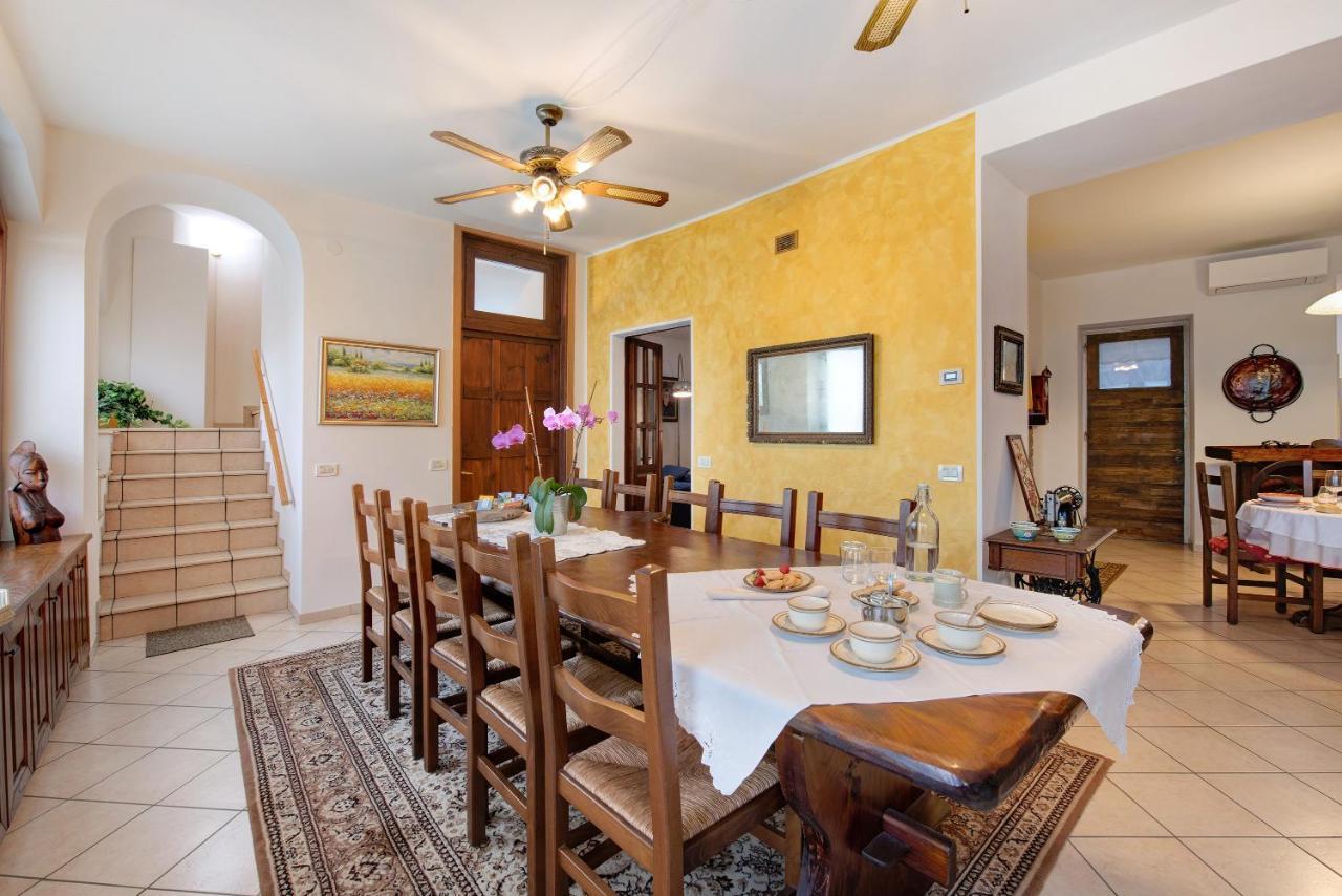 הוילה Credaro Cascina Nonna Nina מראה חיצוני תמונה